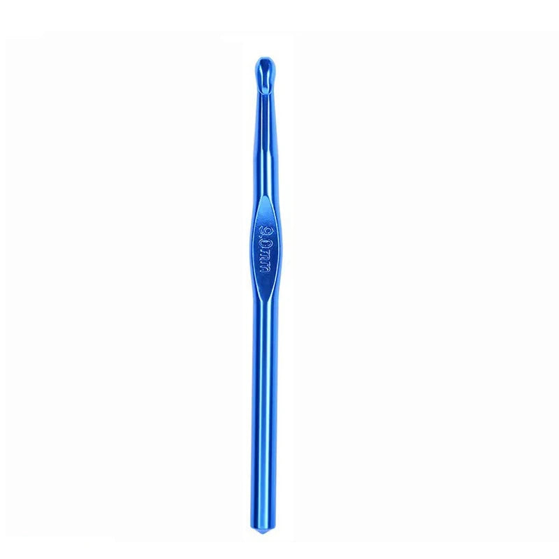 Metallic Crochet Hooks 2mm–10mm  Random Color