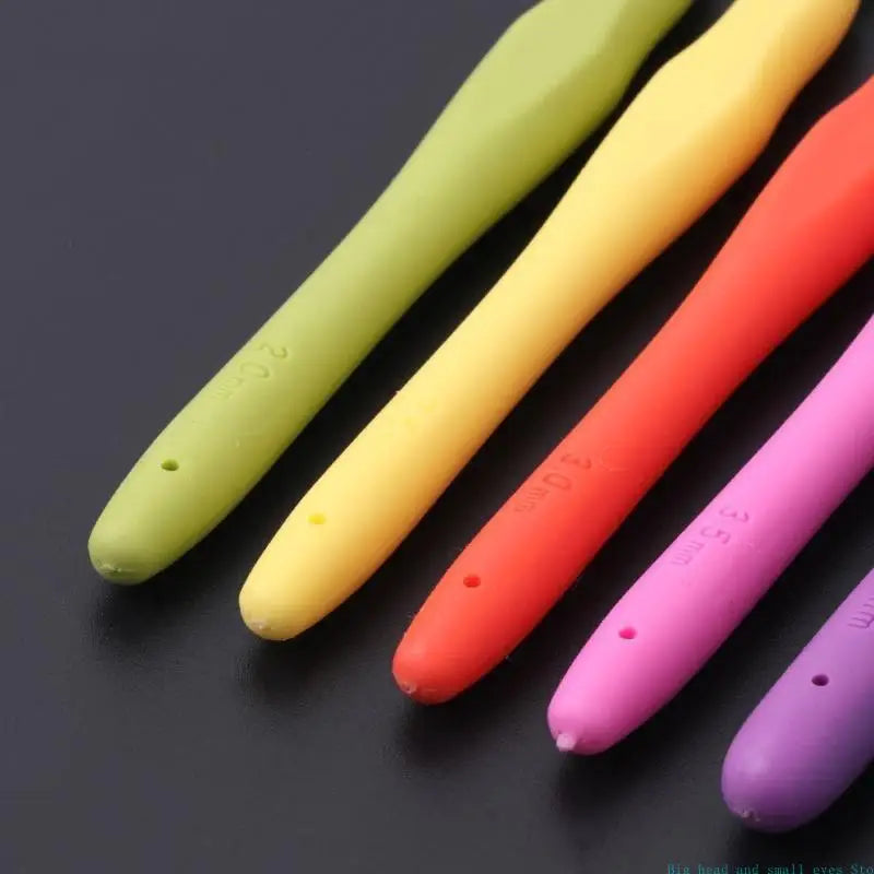 Crochet Hooks with Rubber Handle 2mm–8mm | Ergonomic Crochet Needles for Beginners and Professionals | Random Color | Kenya